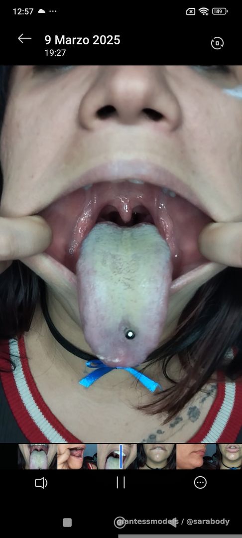 Dirty and smelly tongue 
