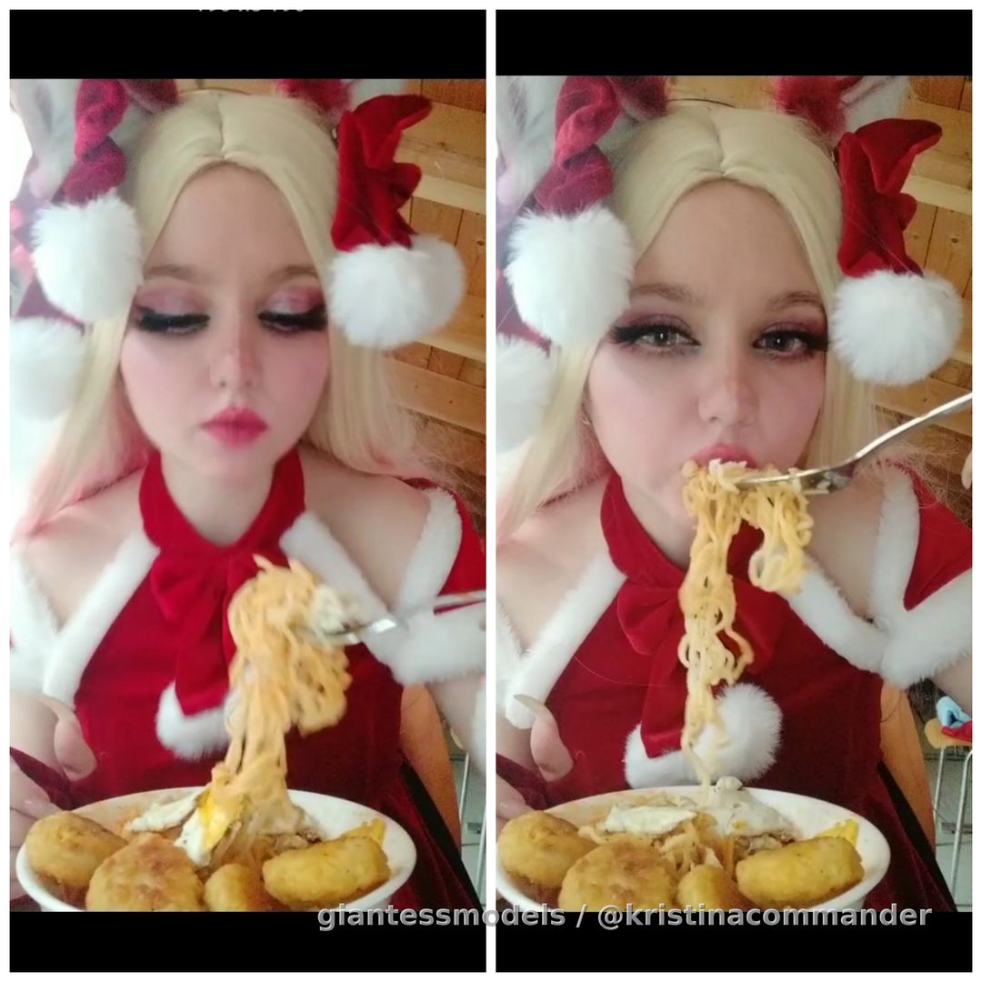 Eating cosplay Ahry / Mucbang + ASMR (video 4 min)