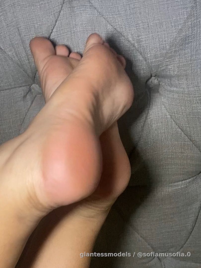 Customes video. Write to the DM