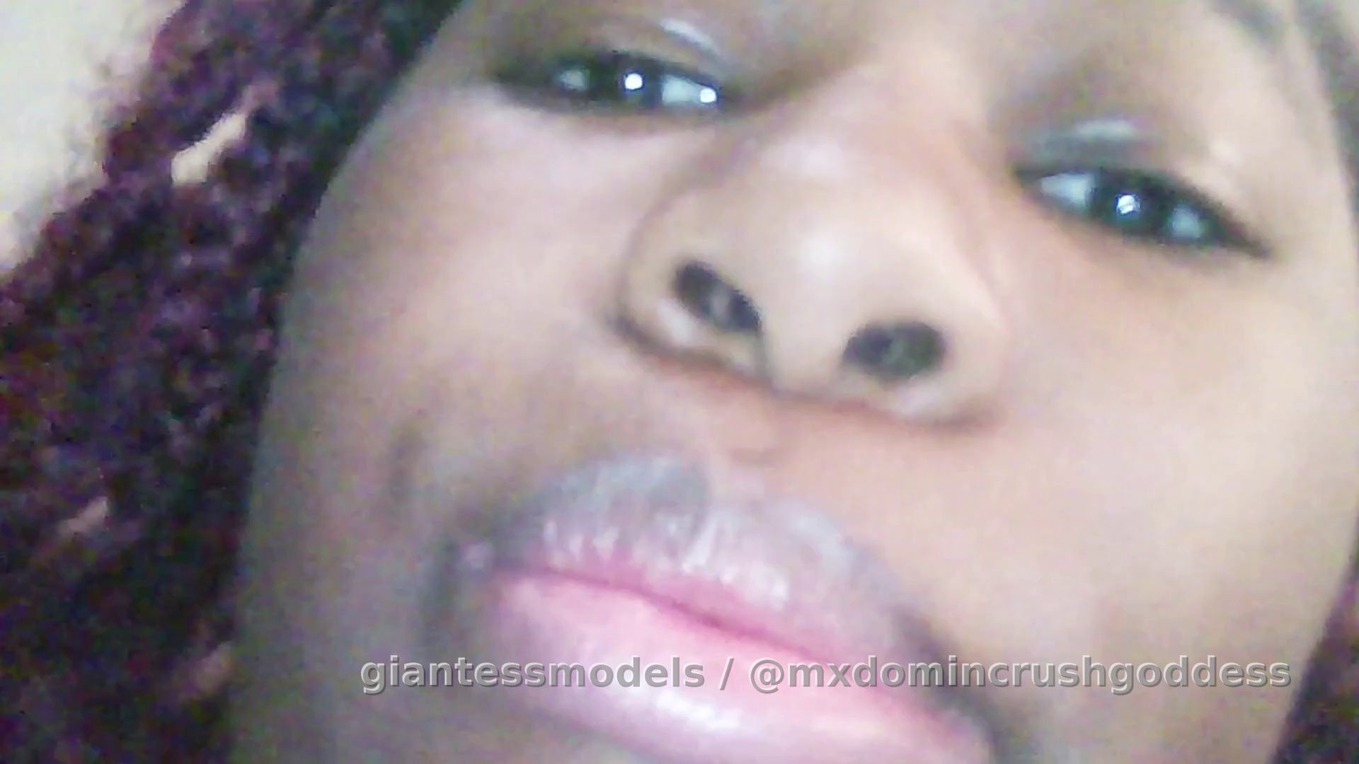 Giantess plays mouth games with teenie pov