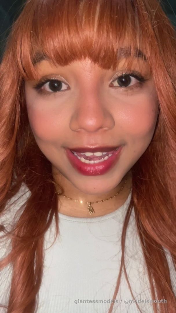 Uvula Michell Up Close Makeout POV