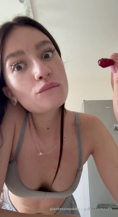 Elisa Far View Gummy Vore

105 Likes to Unlock