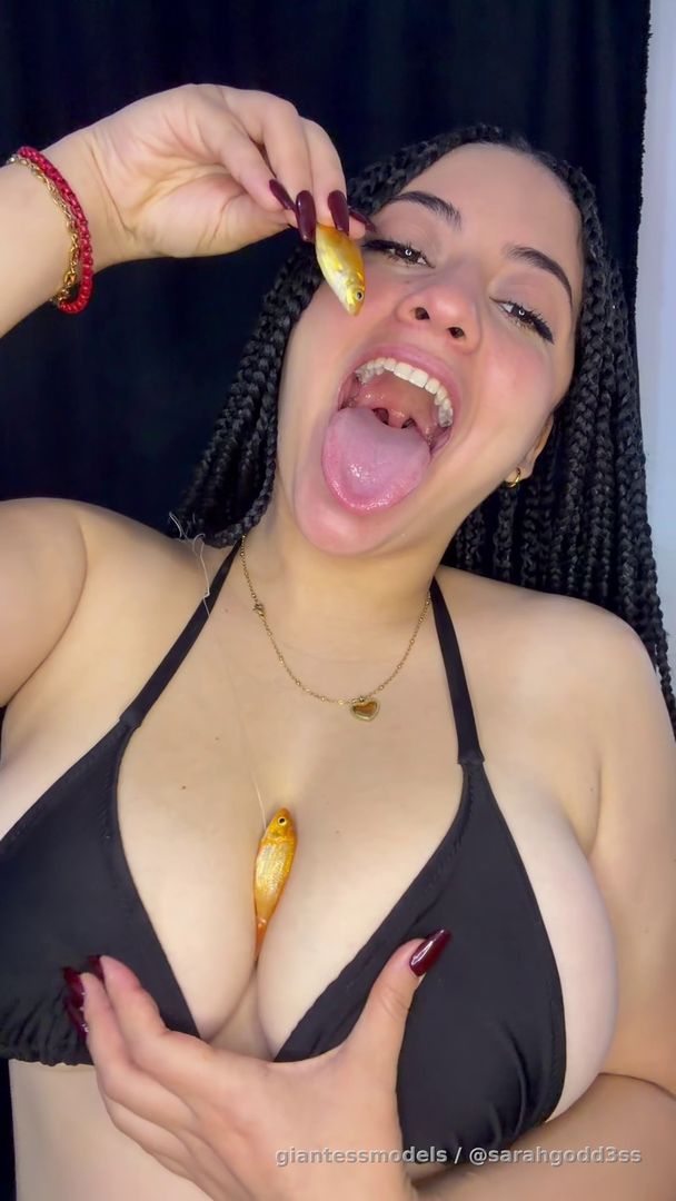 10 fish swallowed in different ways and I end up topless