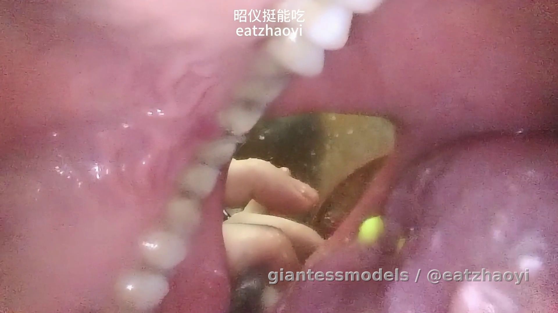 2025_6_26反向内窥口腔呕吐➕模拟喉咙视角➕牙齿舌头➕内窥镜反向从口腔里面看外面➕呕吐物不断涌出➕短时间淹没镜头➕呕吐声