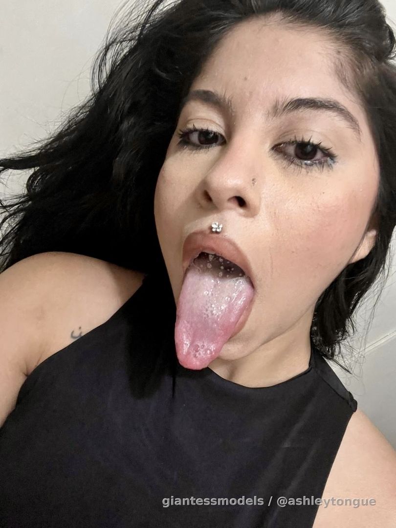 Dm for custom babies 👅🤤