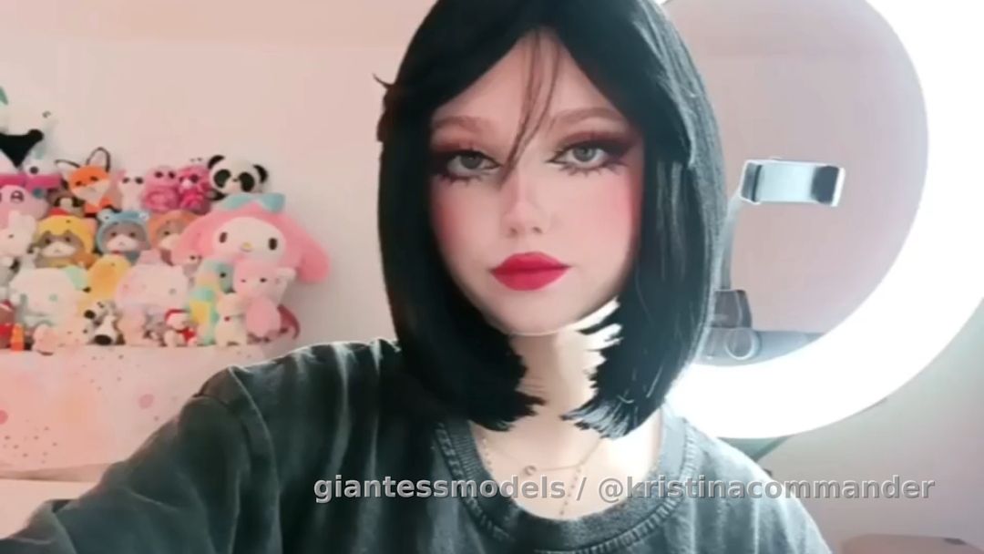 More throat cosplay (video 1 min)