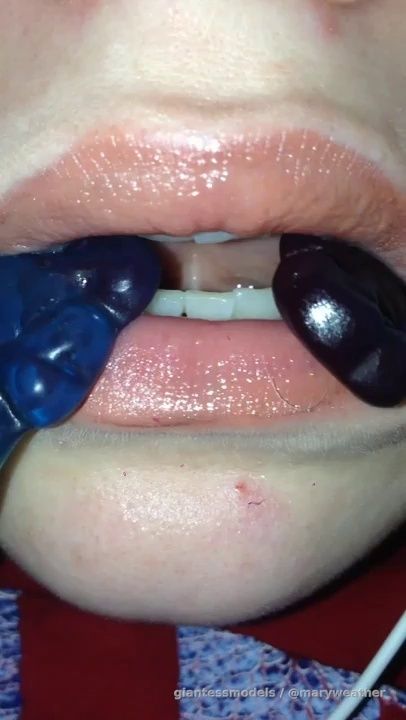 Smurfberries 3