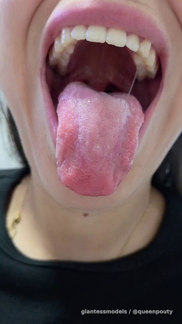 NEW HD UVULA SPITTING 💦💋