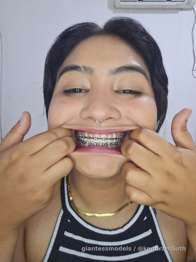 😁
