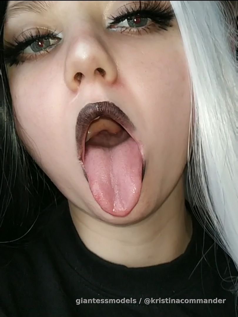 Throat goth girl (video 1 min)