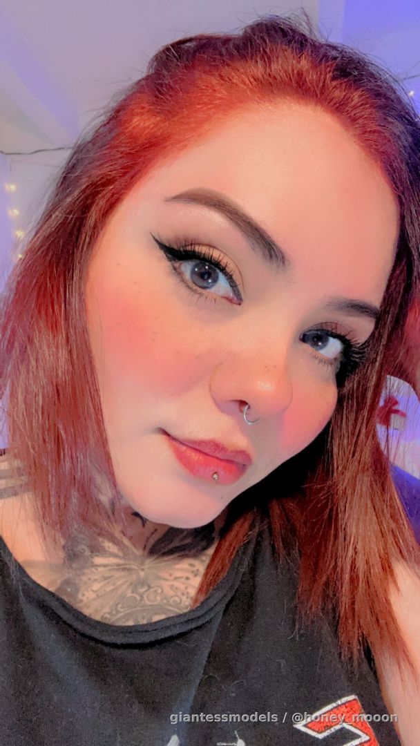 New hair color, feeling like a brand new goddess... Hope y'all have been enjoying the content and thank you for all the support... Stay tuned for more content 