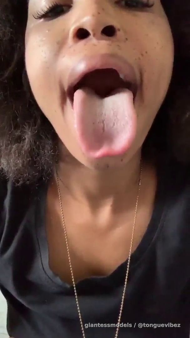 Juicyy Wide Mouth + Phat Tongue Nastyy Uvula Viewz 