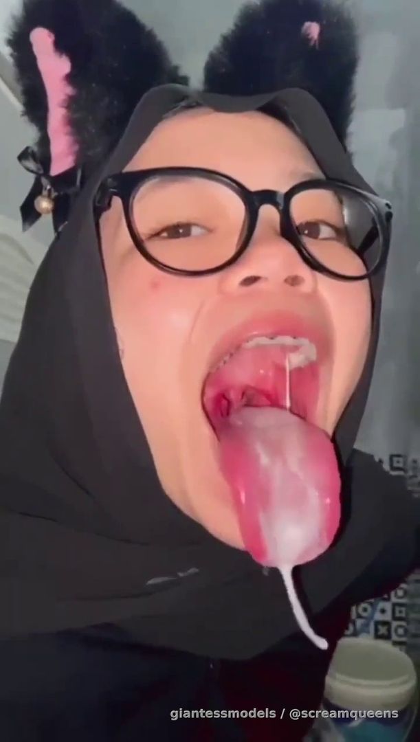 Insanee Crazy Wide Mouth + Sloppy Drooling Tongue Spit Fetish Uvula Viewz