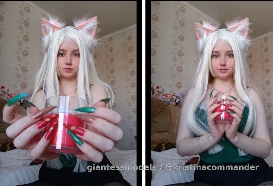 Tapping nails/ ASMR cosplay (video 1 min)