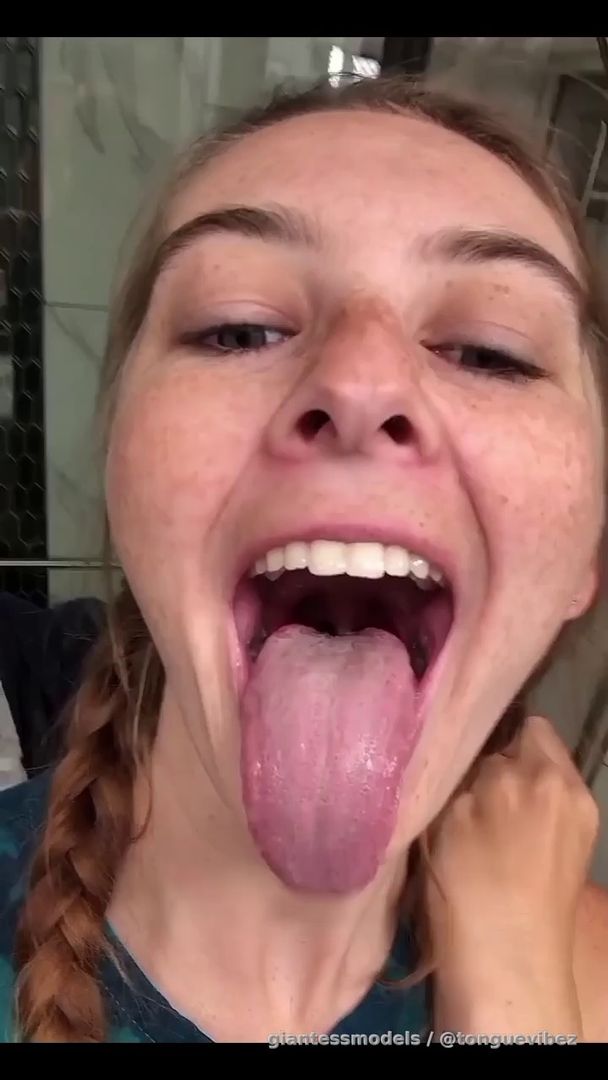 Pretty Face Wildd Long Tongue + Sloppy Uvula Viewz