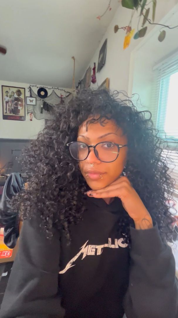 Deep in my mouth 👄