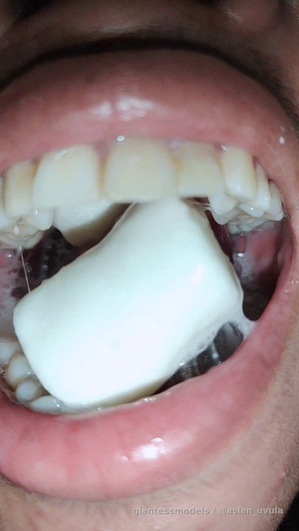 Marshmellow vore