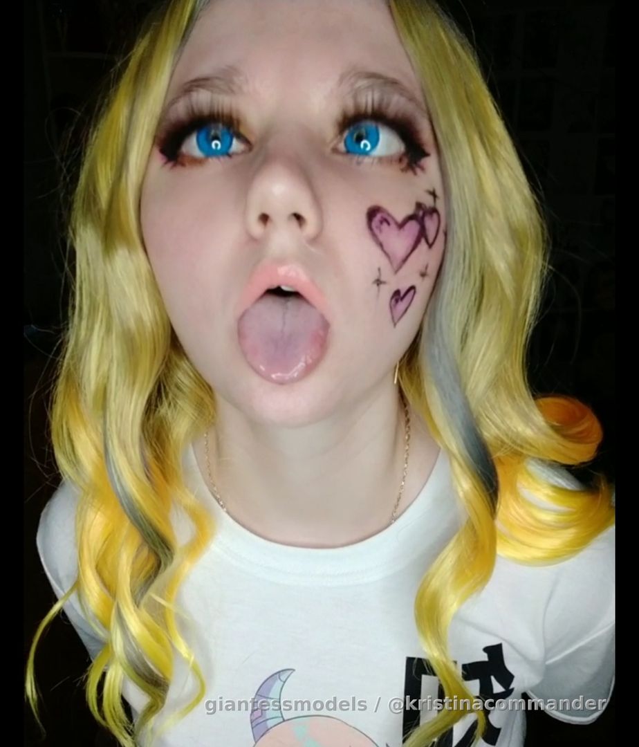 Ahegao + licking nails / fingers  (video 1 min)