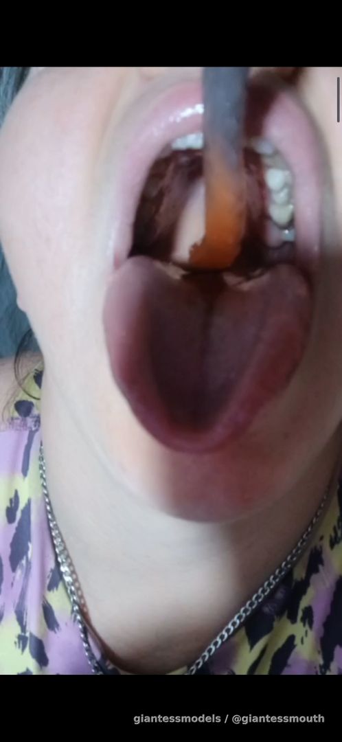 Long lace gummy swallowed