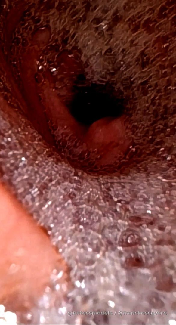 There's no turning back from here... one look inside my stomach and you won't forget it... Not everyone can be inside me, it's a journey only for the brave (24 min full views endoscope)