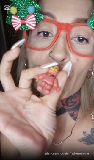 I eat a LEGO doll 