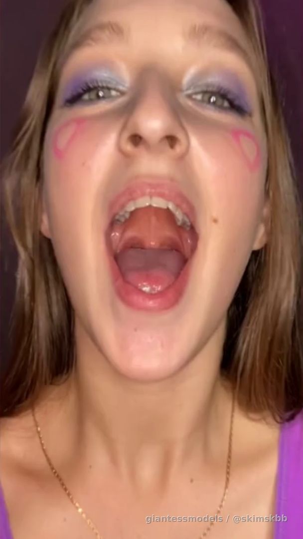 Mouth show