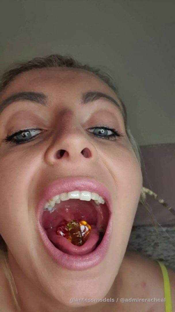Gummy swallowing