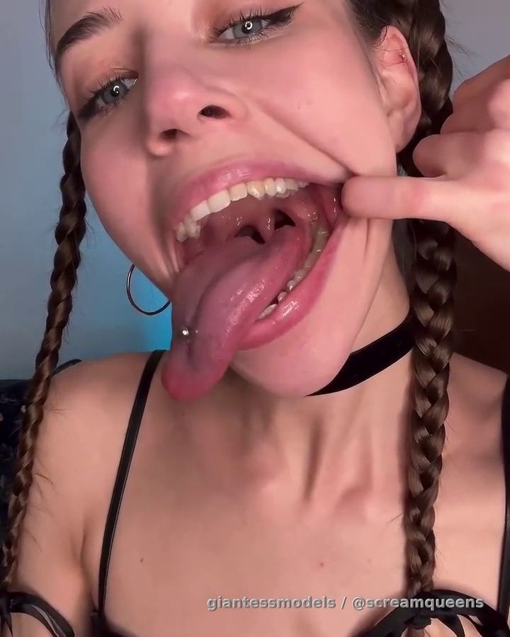 Insanee Wide Open Mouth Viewz