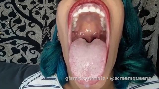 Amazingg Open Widee Mouth + Juicyy Lipss Pro Show 