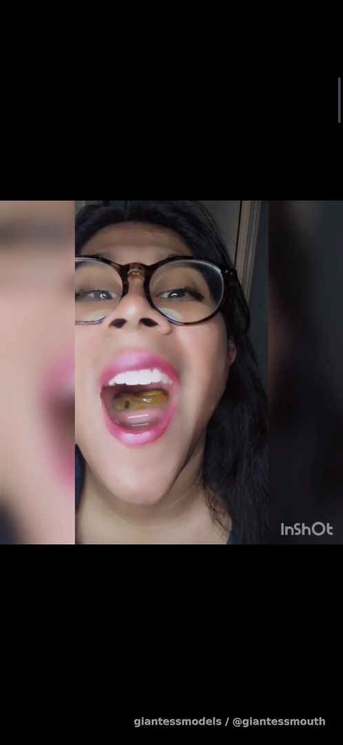 Multiple fishes swallowed in same time