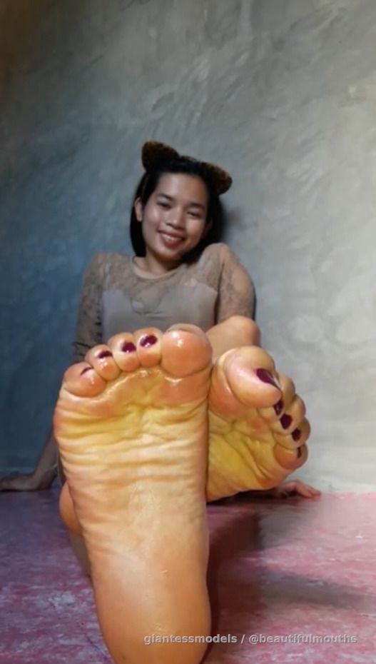 Wet foot show