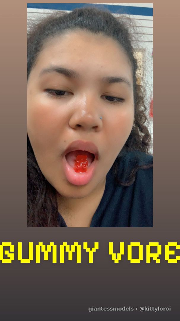 Hi~ Im Kitty and I am one of the newer Models! I do Vore, Belly play, and soon endoscope content! I have more for you to see come and join my tiny~