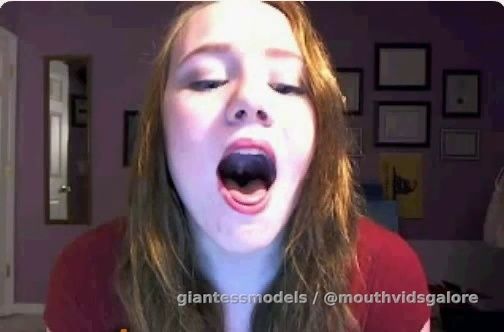 Old Omegle Video 134-Far View Tour