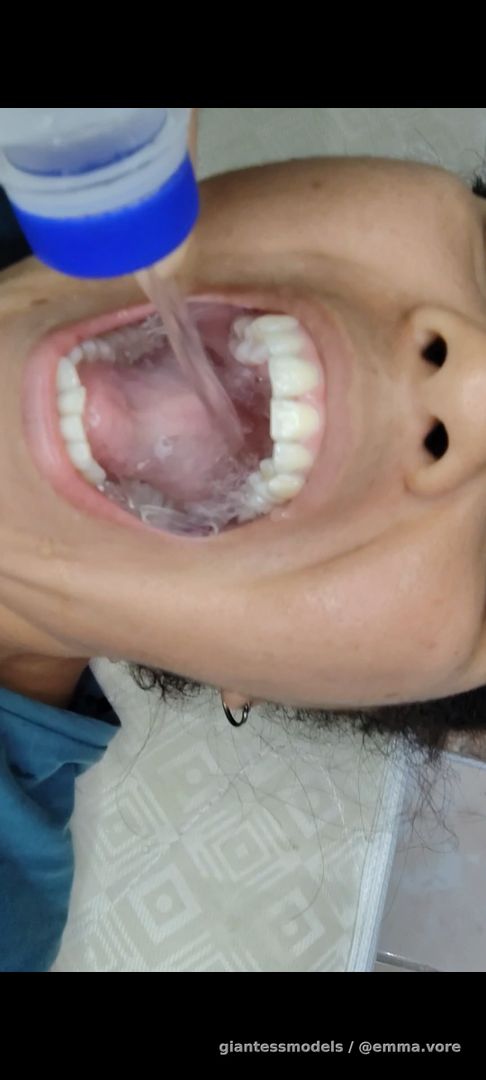 Choking on a liter of water🙈