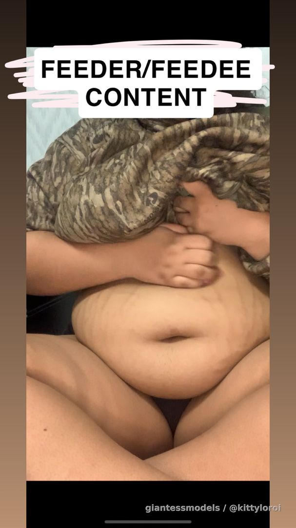 Lots of burps with microphone! Eating chicken tenders and fries, using microphone plus belly play after! 

Feed me Feedee content!