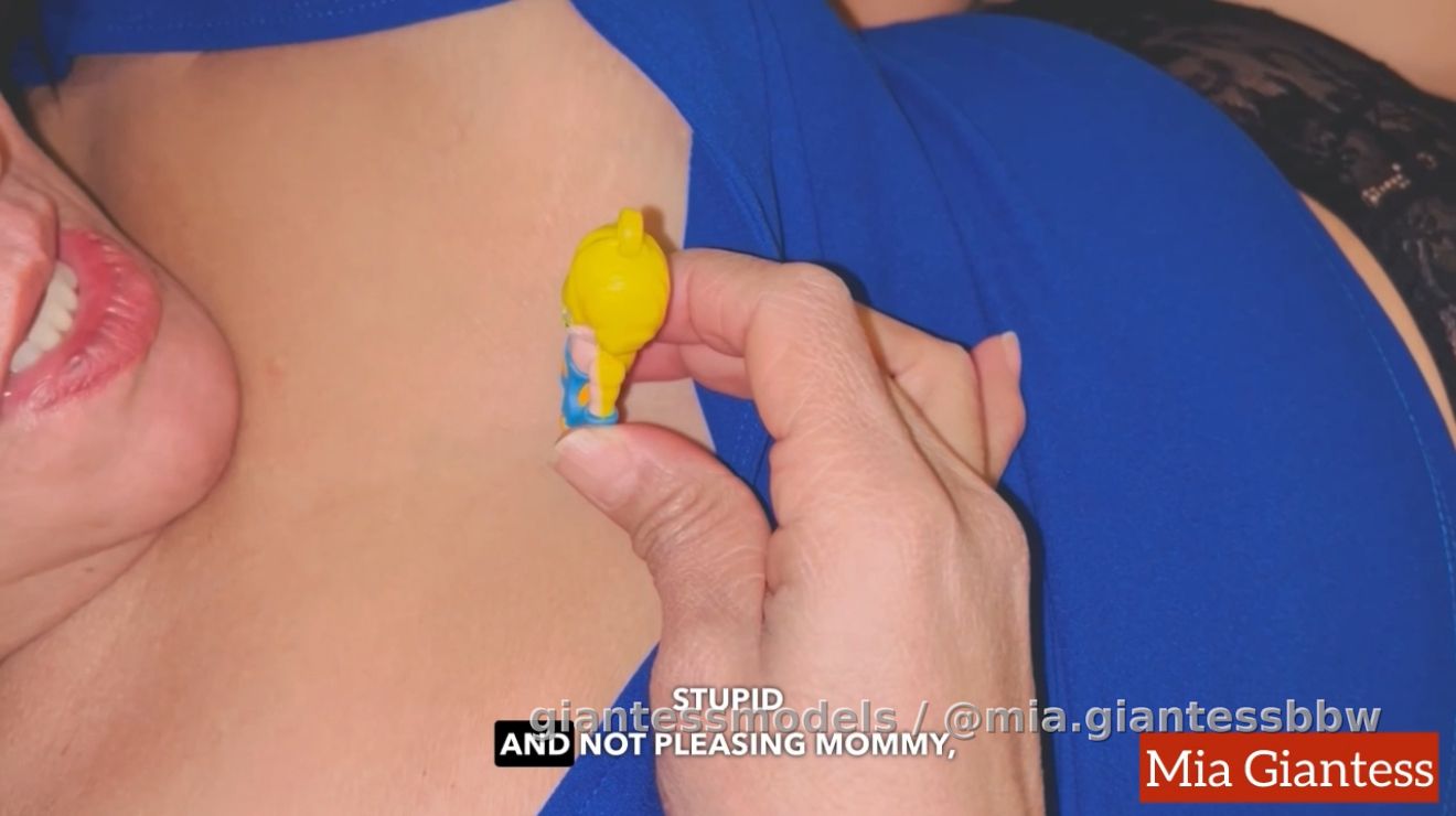 A Giantess Mother's Intimate Relationship with Her son