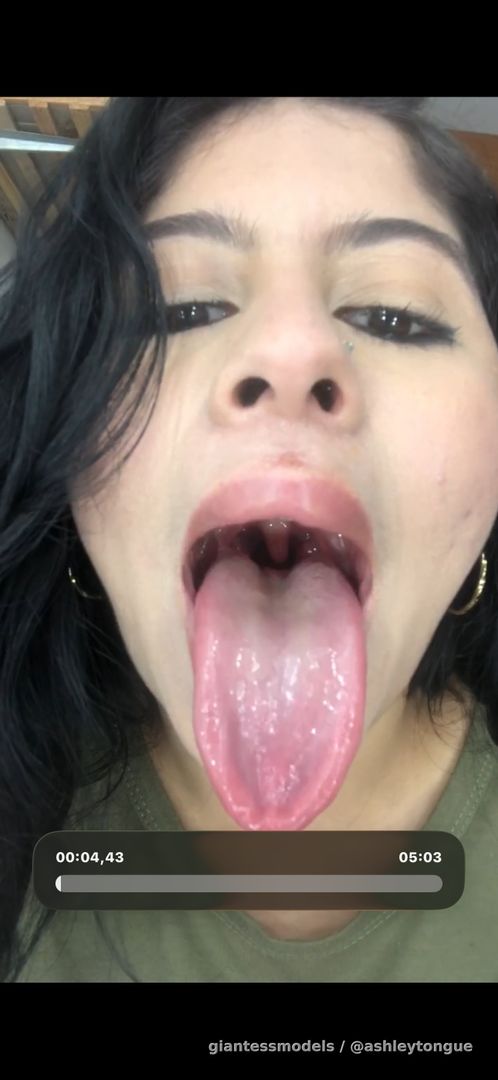 Tongue/drool and úvula By 5min 👅🤤🔔