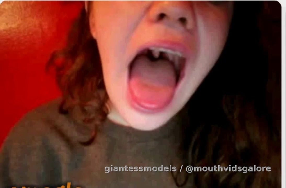 Old Omegle Video 142-Far View Tour