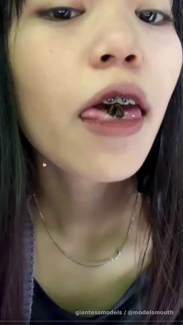 @deraanjela Far View Gummy Vore

110 Likes to Unlock