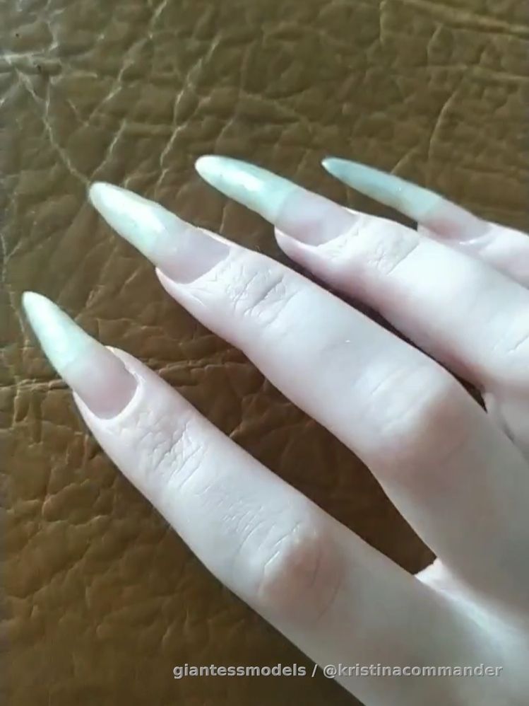 Nails ASMR Tapping+scratching (video 1 min)