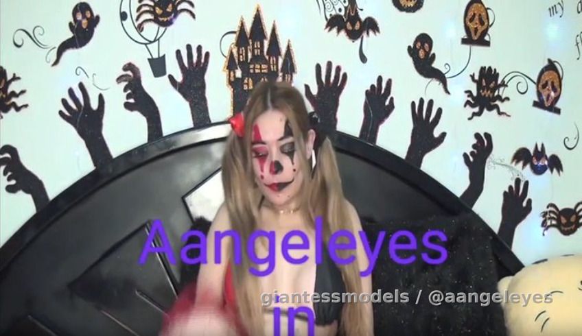 Halloween Special, I swallow a long black dildo of 24 inches 