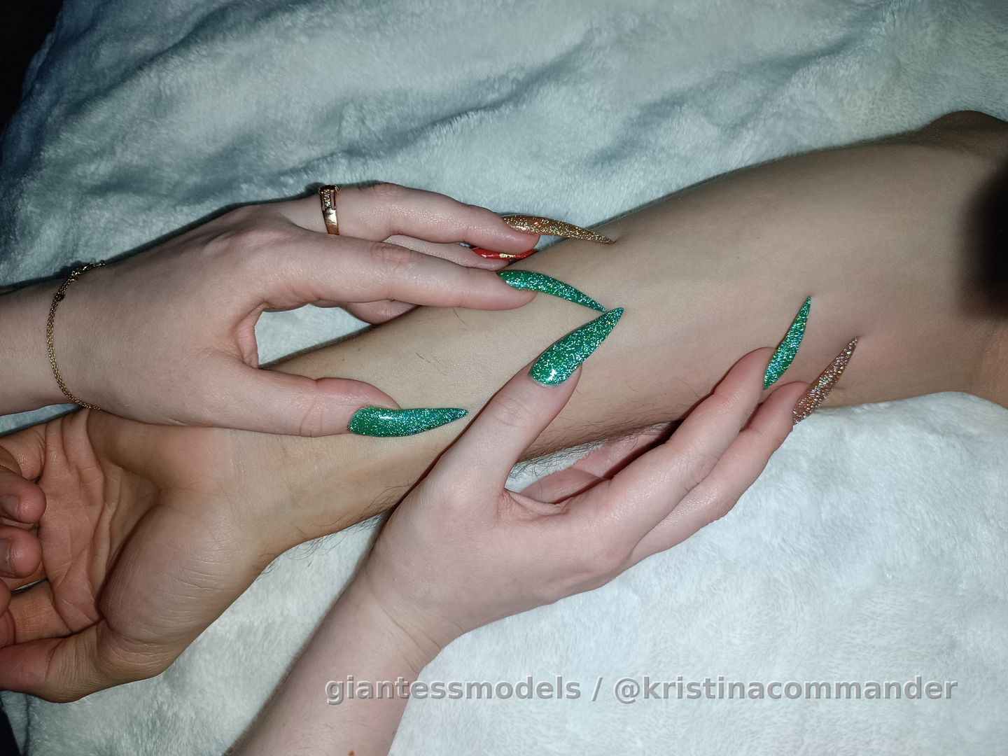 Scratching and  tapping with colored  nails mans hand (video 2 mins)