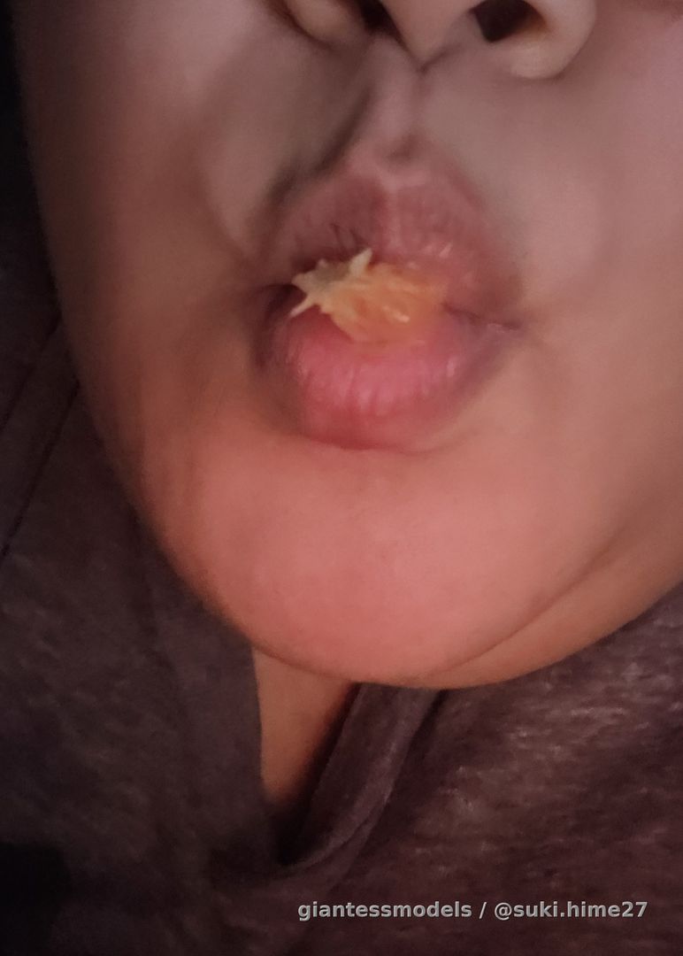 Munching on orange 🍊 