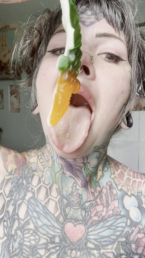 Crocodile Gummy Gulp