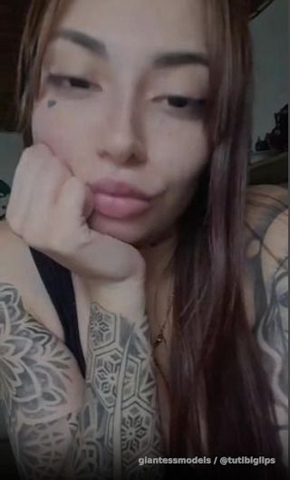 TONGUE OUT 🥰 4 VIDEOS PACK  