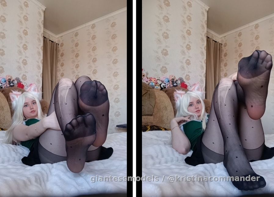 Showing soles + feet in tight (video 2 mins)