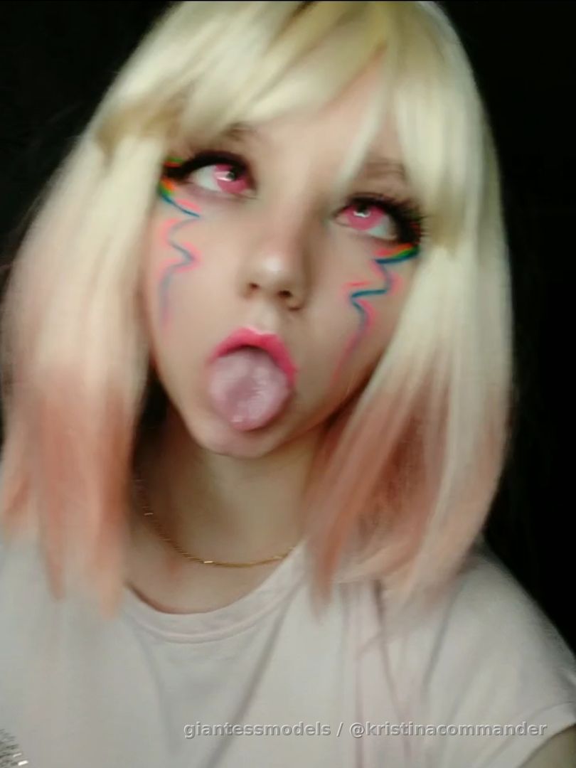 Ahegao neo chan with saliva  (video 1 min)