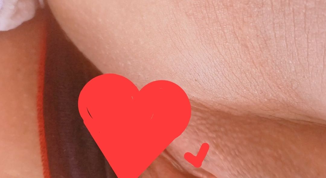 Playing with my fat pussy secretly on the terrace while my family is around (homemade video) VIDEO ON MY PROFILE
💕👄
