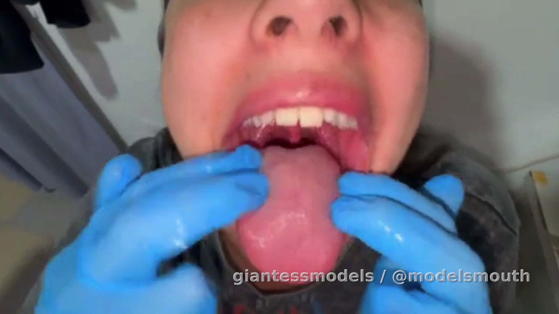 Jeselle Up Close Tour

90 Likes to Unlock