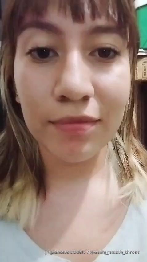 Colombian girl voice box